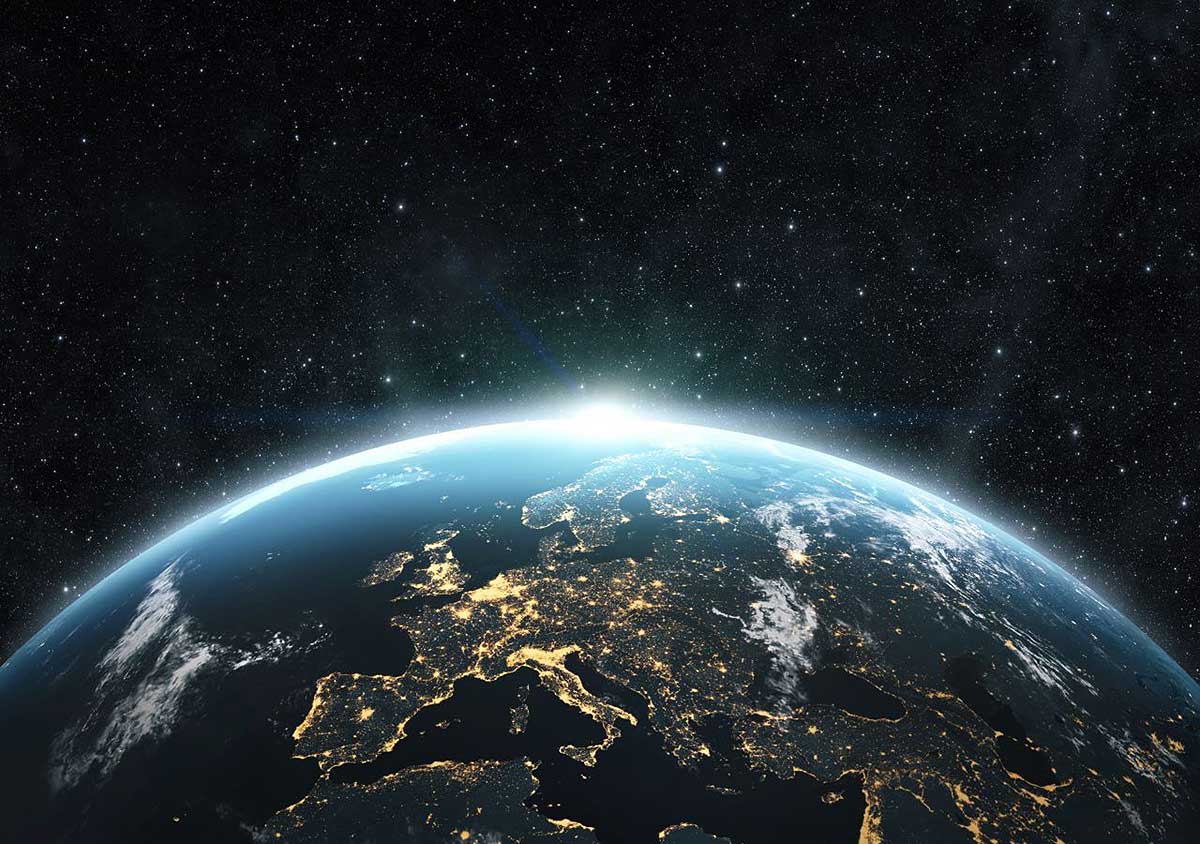Vista nocturna de la Tierra desde satélite