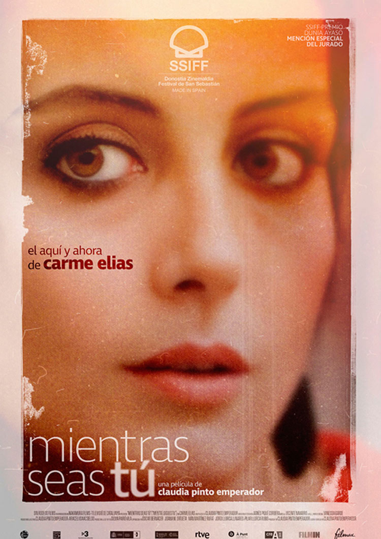 Cartel del documental Mientras seas tu (2023) de Claudia Pinto Emperador